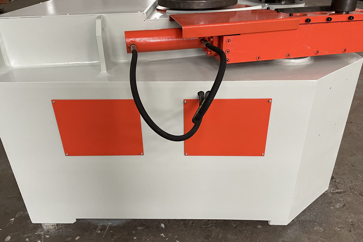 什么是型材彎曲機，概述其應用范圍